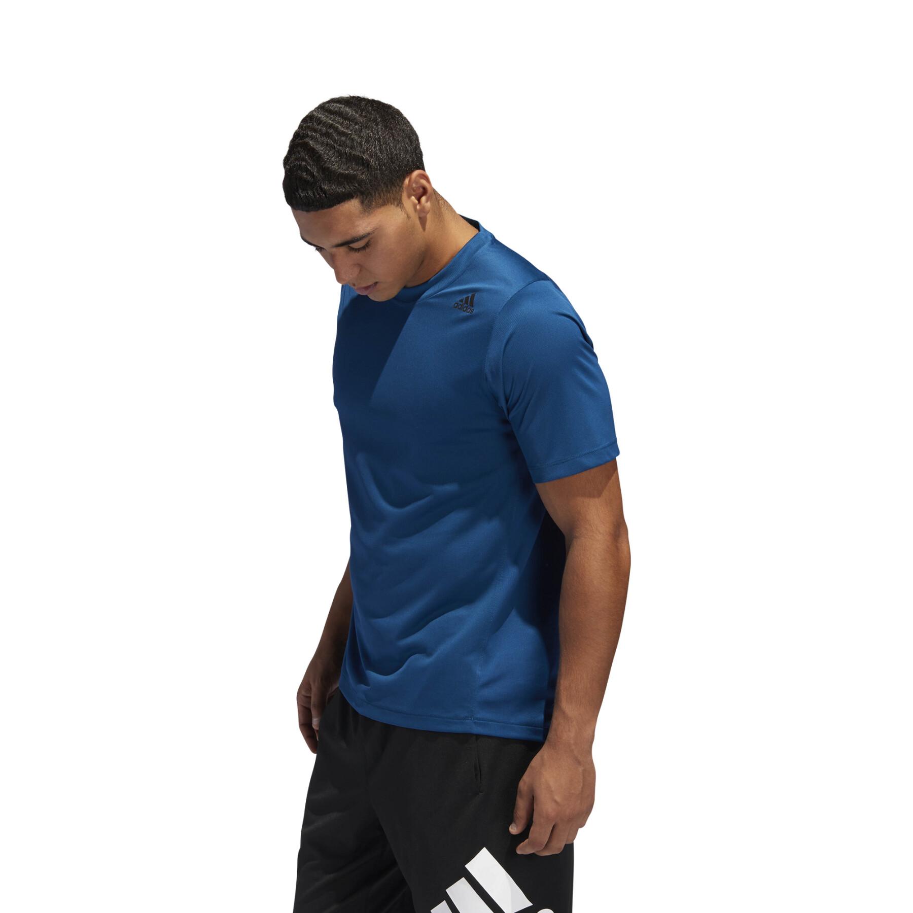 Camiseta adidas FreeLift Sport Fitted 3-Stripes