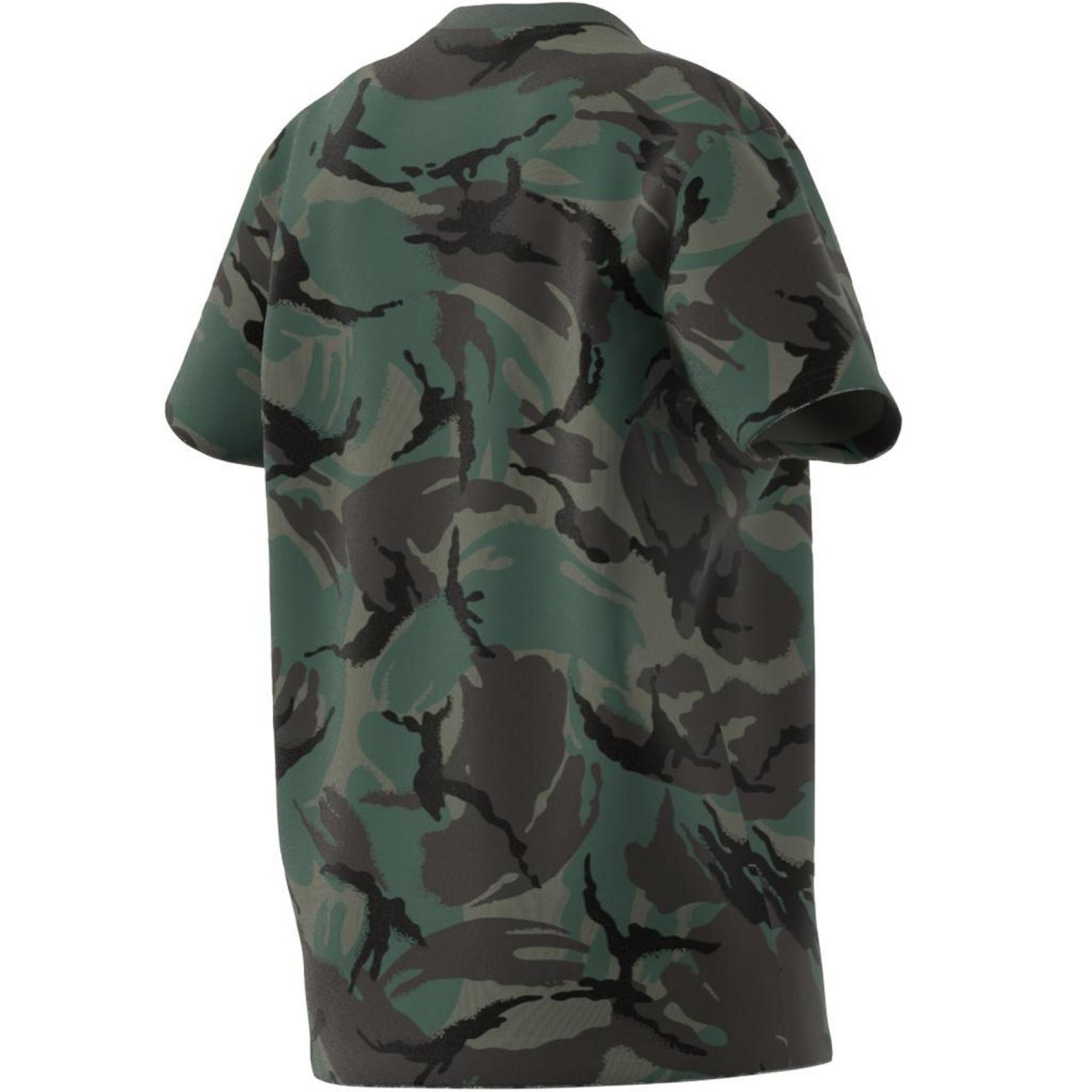 Camiseta de mujer adidas Essentials Boyfriend Camouflage