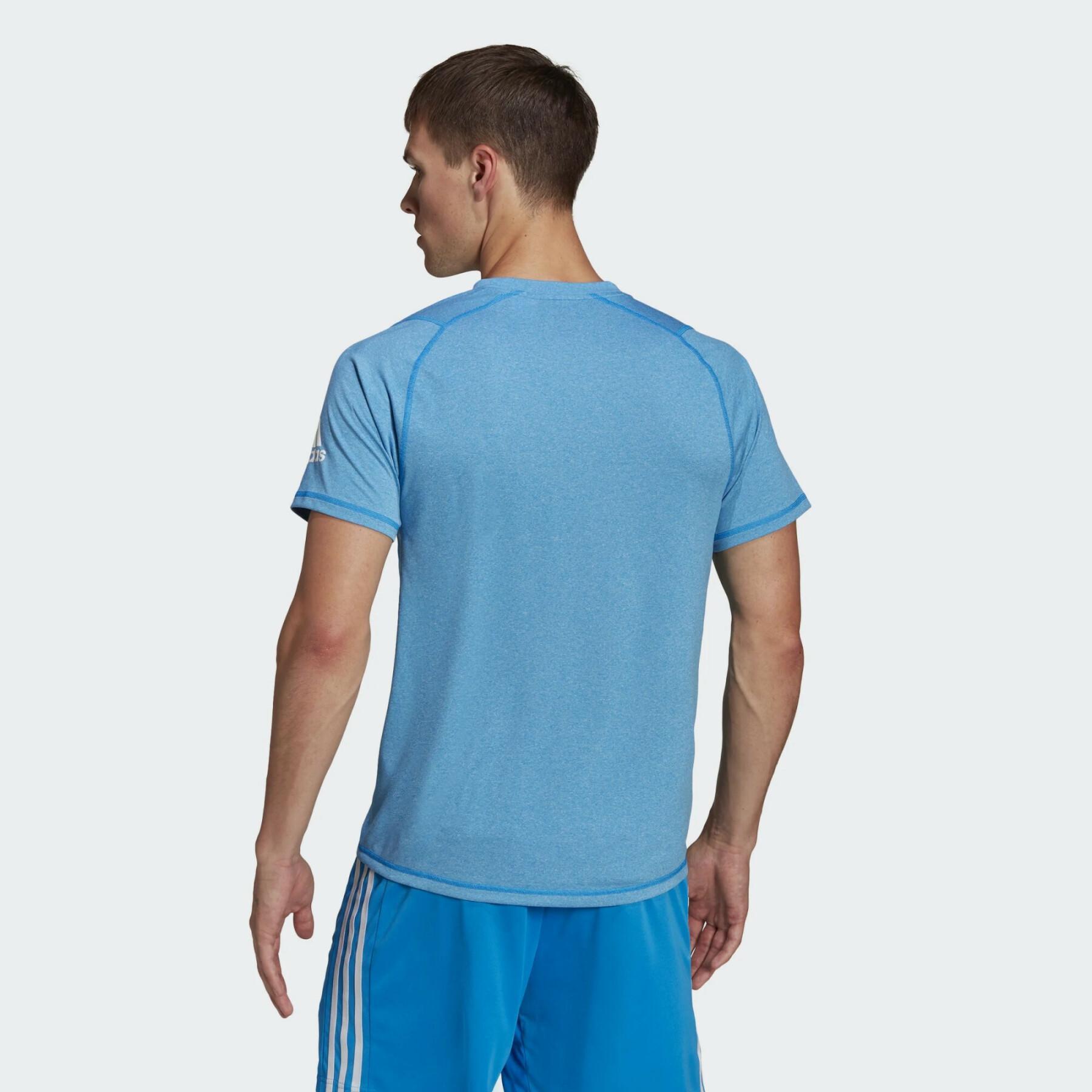 Camiseta adidas FreeLift Ultimate AEROREADY Designed 2 Move Sport